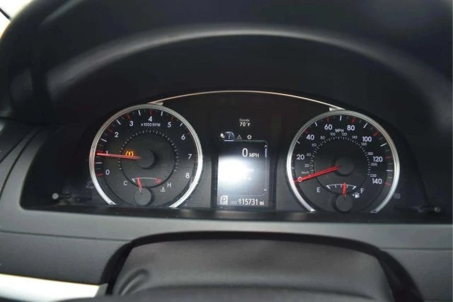 2017 Toyota Camry 7th Gen - Image 19 of 21