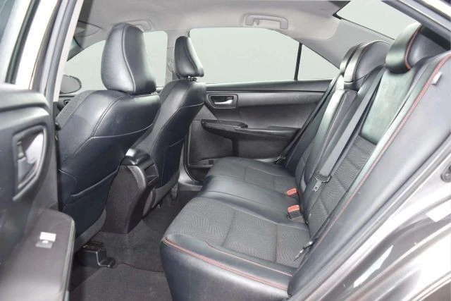 2017 Toyota Camry 7th Gen - Image 20 of 21