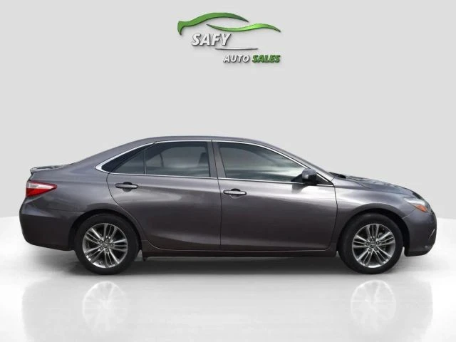 2017 Toyota Camry 7th Gen - Image 6 of 21