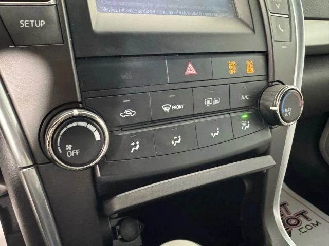 2017 Toyota Camry 7th Gen - Image 19 of 21