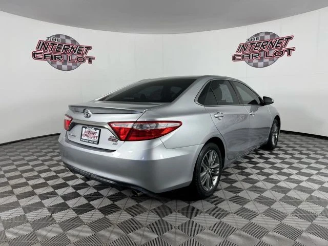 2017 Toyota Camry 7th Gen - Image 7 of 12