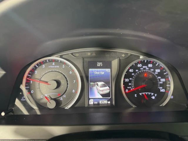 2017 Toyota Camry 7th Gen - Image 14 of 21