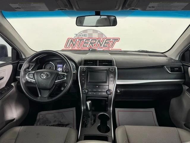 2017 Toyota Camry 7th Gen - Image 11 of 12