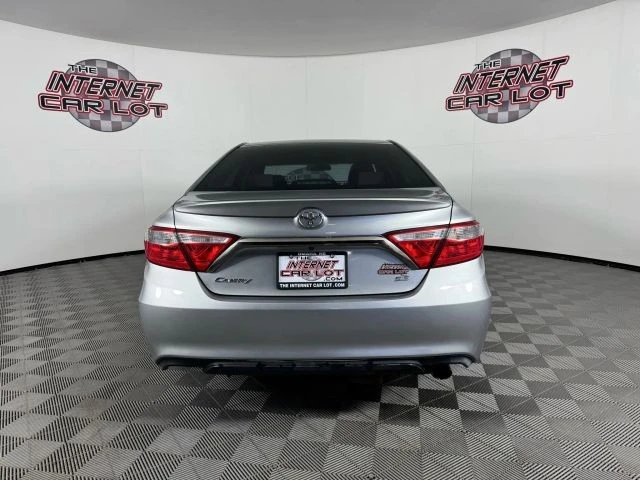 2017 Toyota Camry 7th Gen - Image 6 of 12