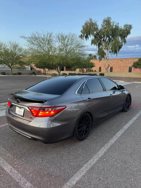 2017 Toyota Camry 7th Gen - Image 3 of 12