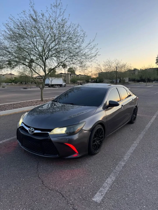2017 Toyota Camry 7th Gen - Image 12 of 12