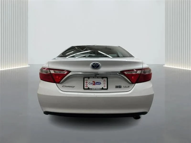 2017 Toyota Camry 7th Gen - Image 4 of 12