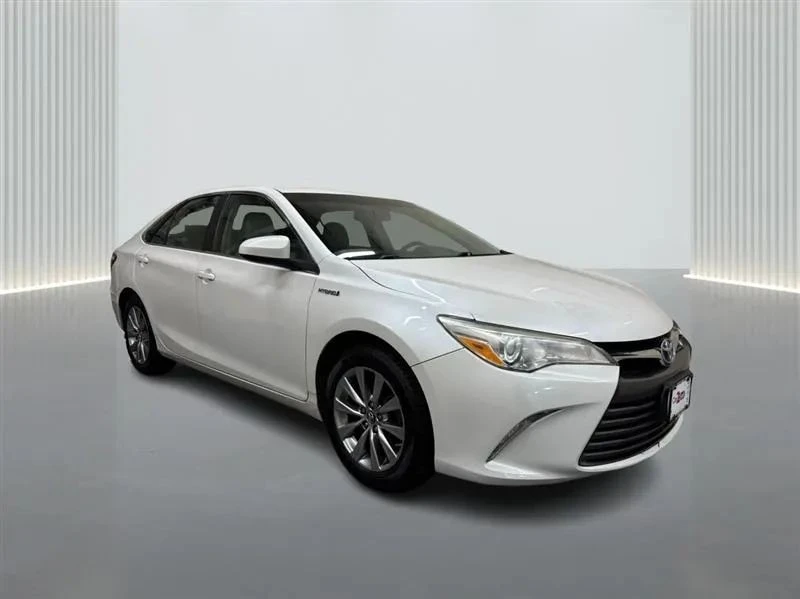 2017 Toyota Camry 7th Gen - Image 7 of 12