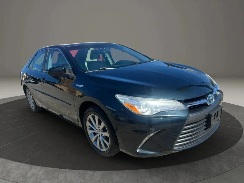 2017 Toyota Camry 7th Gen - Image 3 of 12