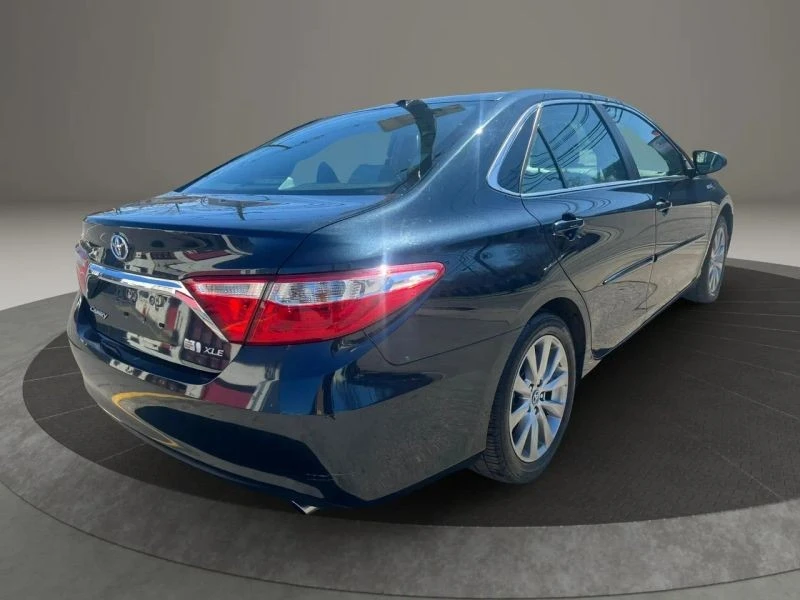 2017 Toyota Camry 7th Gen - Image 5 of 12
