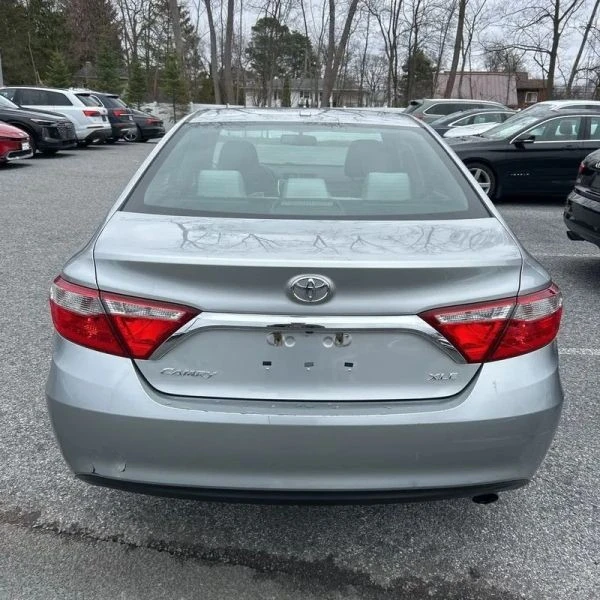 2017 Toyota Camry 7th Gen - Image 7 of 12