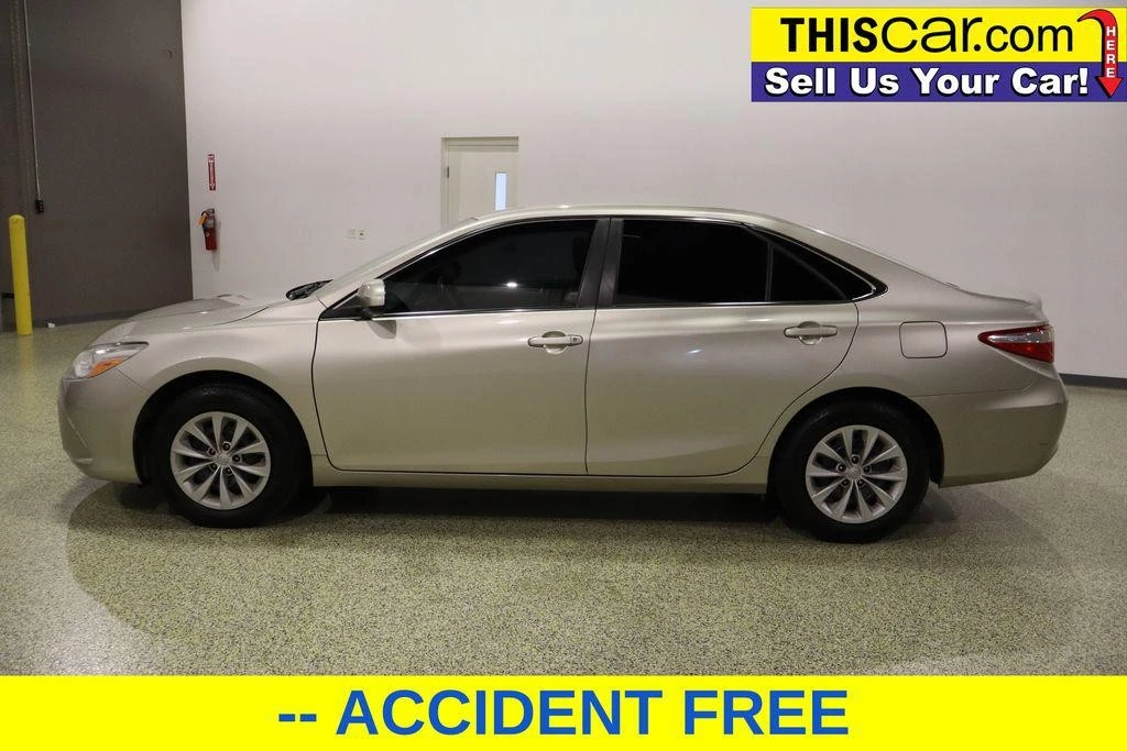 2017 Toyota Camry 7th Gen - Image 5 of 12