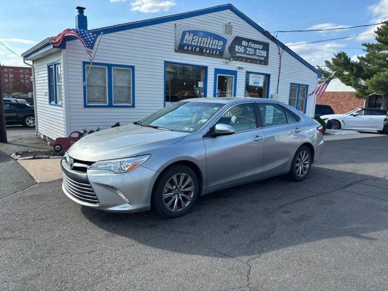 2017 Toyota Camry 7th Gen - Image 2 of 12