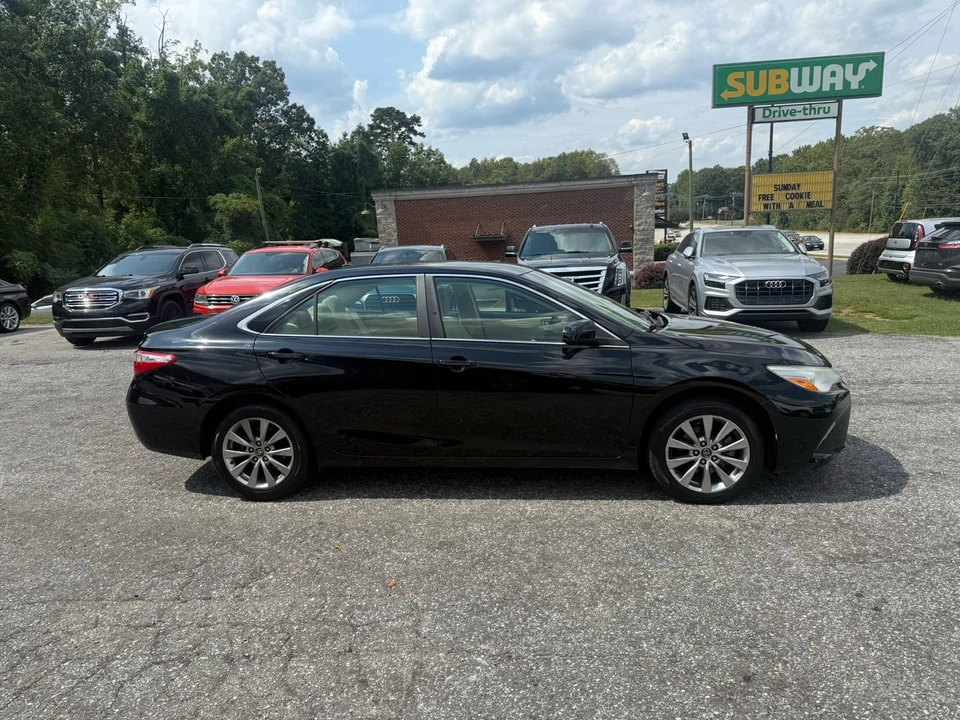 2017 Toyota Camry 7th Gen - Image 5 of 14