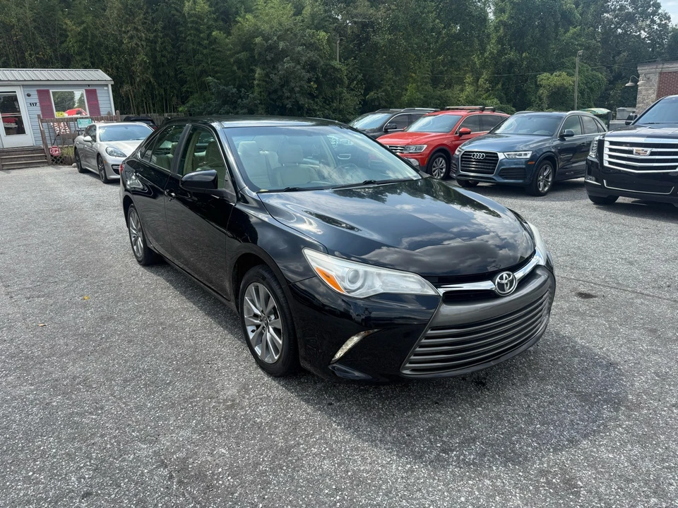 2017 Toyota Camry 7th Gen - Image 3 of 14