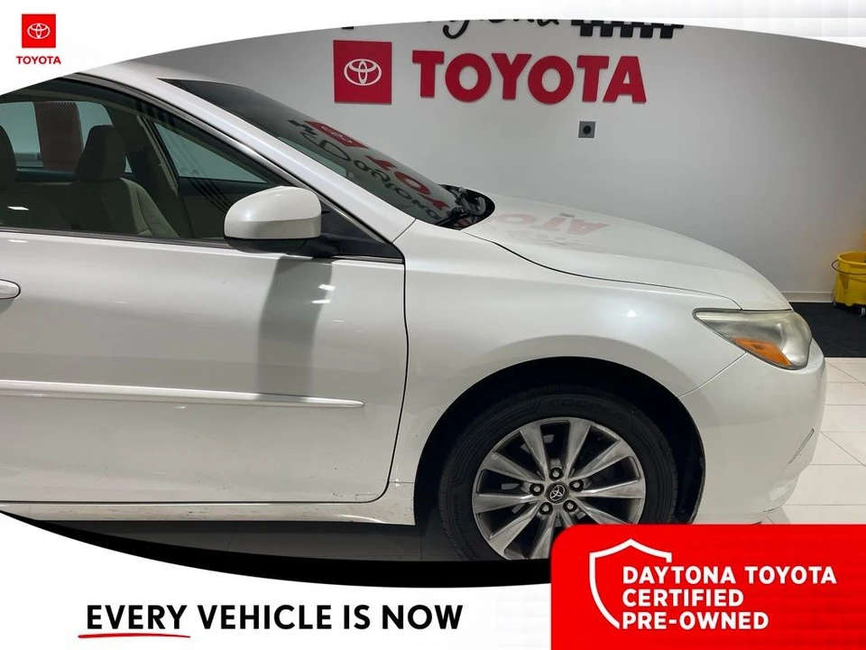 2017 Toyota Camry 7th Gen - Image 9 of 10