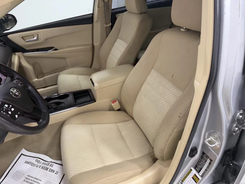 2017 Toyota Camry 7th Gen - Image 13 of 21