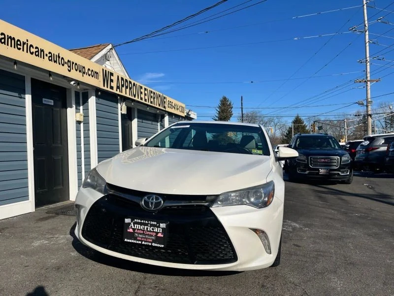 2017 Toyota Camry 7th Gen - Image 2 of 4