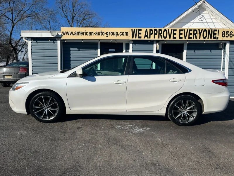 2017 Toyota Camry 7th Gen - Image 3 of 4