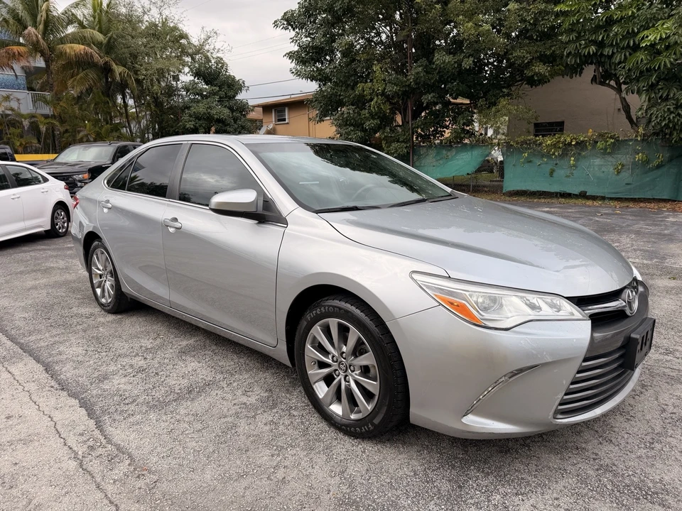2017 Toyota Camry 7th Gen - Image 7 of 21
