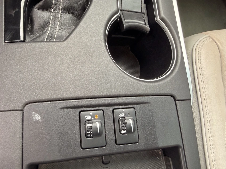 2017 Toyota Camry 7th Gen - Image 20 of 21