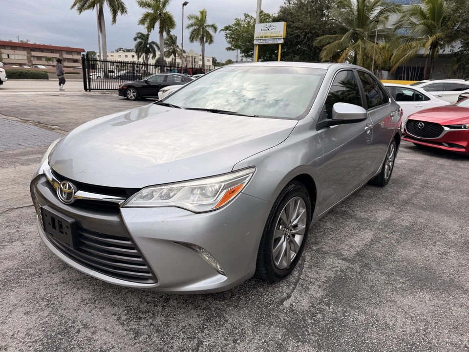 2017 Toyota Camry 7th Gen - Image 3 of 21