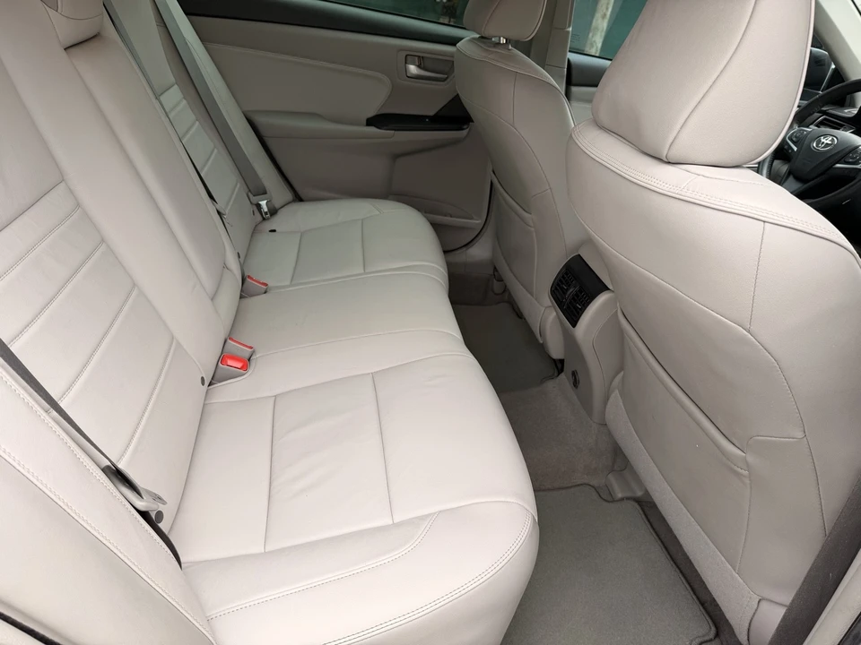 2017 Toyota Camry 7th Gen - Image 16 of 21
