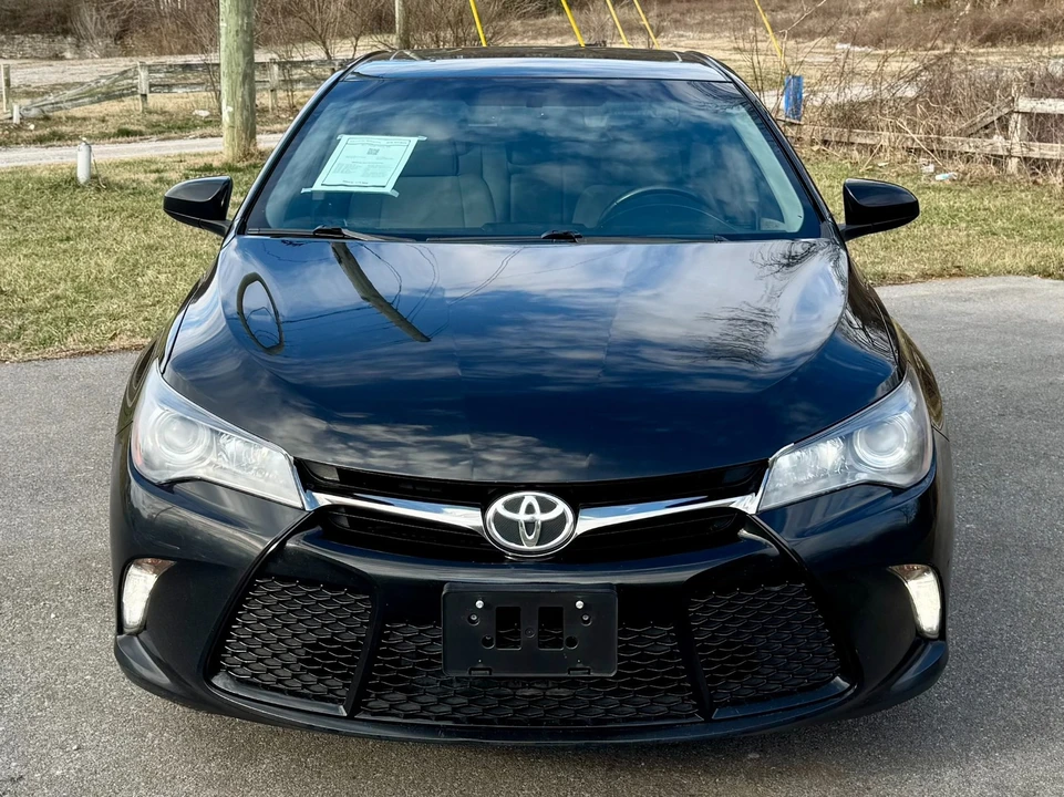 2017 Toyota Camry 8th Gen - Image 5 of 21
