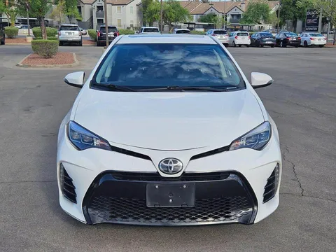 2017 Toyota Corolla 11th Gen - Image 4 of 9