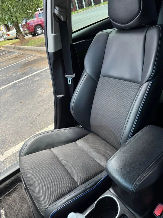 2017 Toyota Corolla 11th Gen - Image 14 of 15