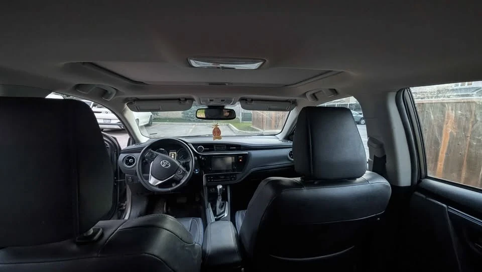 2017 Toyota Corolla 11th Gen - Image 9 of 11