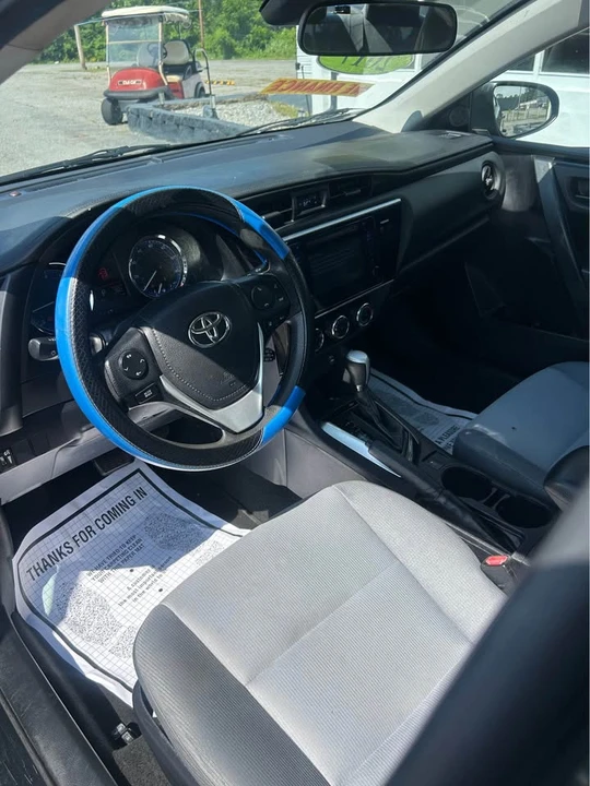 2017 Toyota Corolla 11th Gen - Image 5 of 11