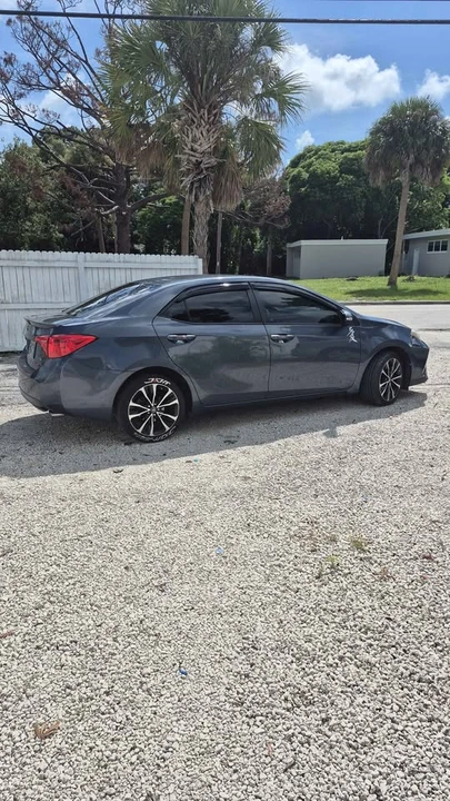 2017 Toyota Corolla 11th Gen - Image 2 of 9