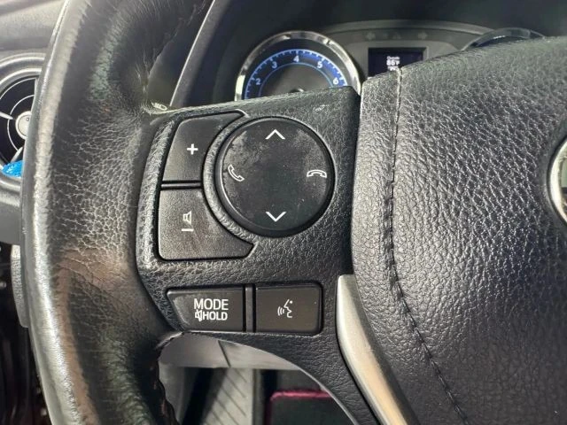 2017 Toyota Corolla 11th Gen - Image 15 of 21