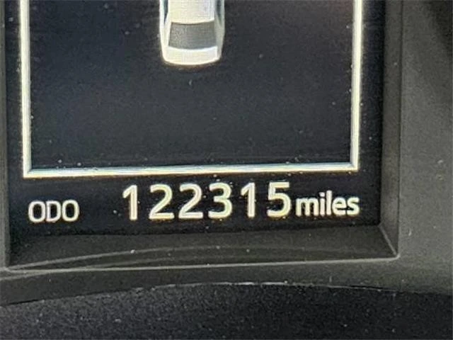 2017 Toyota Corolla 11th Gen - Image 11 of 21
