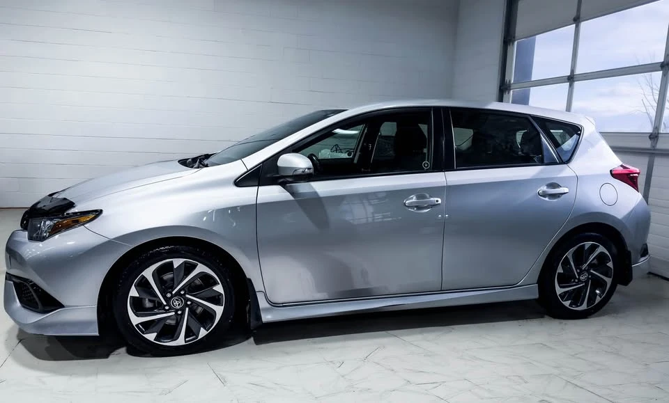 2017 Toyota Corolla 11th Gen - Image 3 of 9