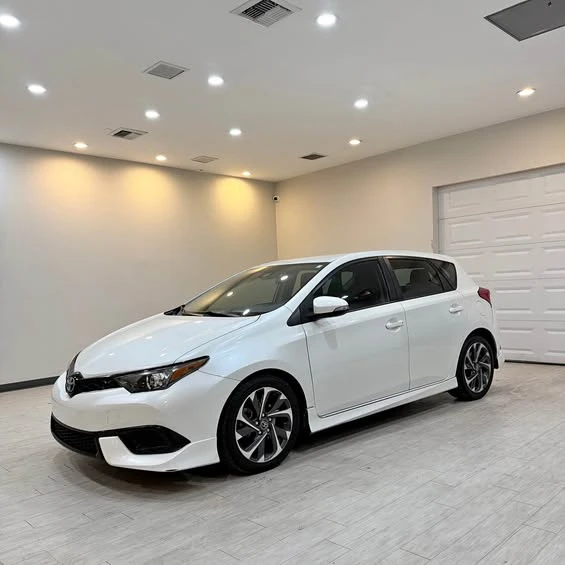 2017 Toyota Corolla 11th Gen - Image 1 of 1