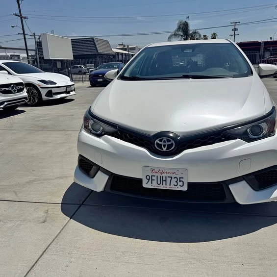 2017 Toyota Corolla 11th Gen - Image 1 of 1