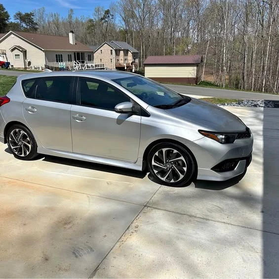 2017 Toyota Corolla 11th Gen - Image 1 of 1