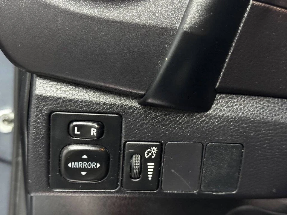 2017 Toyota Corolla 11th Gen - Image 31 of 31