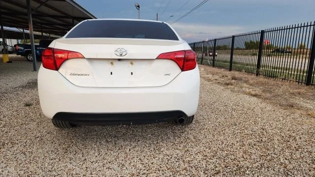 2017 Toyota Corolla 11th Gen - Image 11 of 21