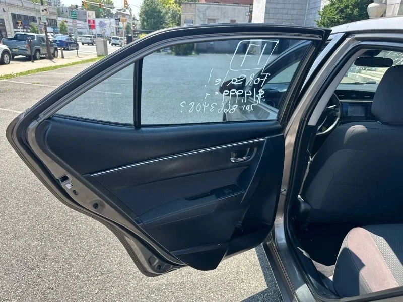 2017 Toyota Corolla 11th Gen - Image 11 of 12