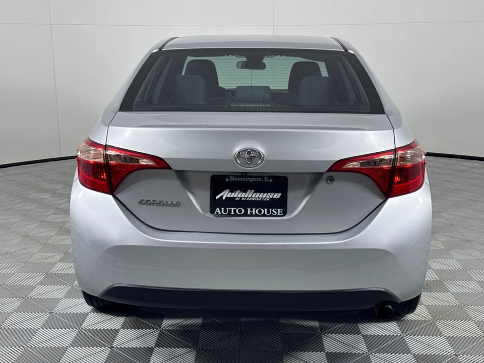 2017 Toyota Corolla 11th Gen - Image 6 of 12