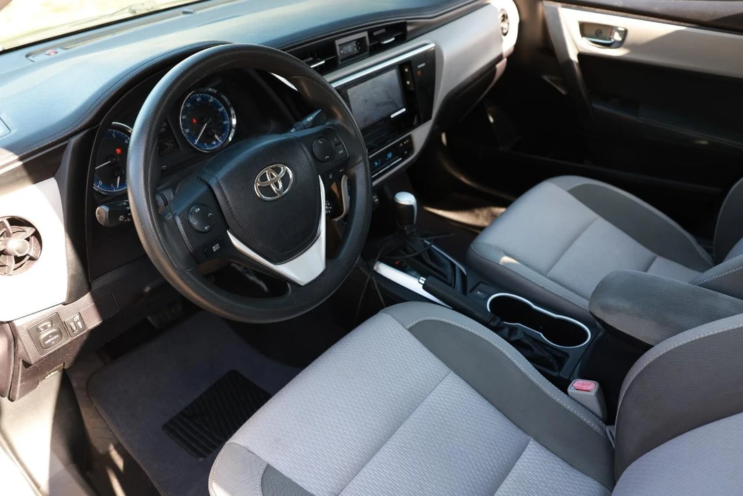 2017 Toyota Corolla 11th Gen - Image 4 of 31