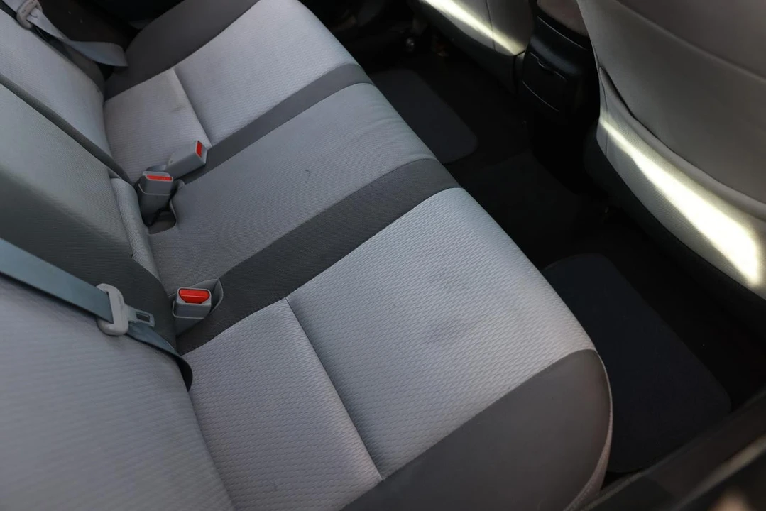 2017 Toyota Corolla 11th Gen - Image 12 of 31