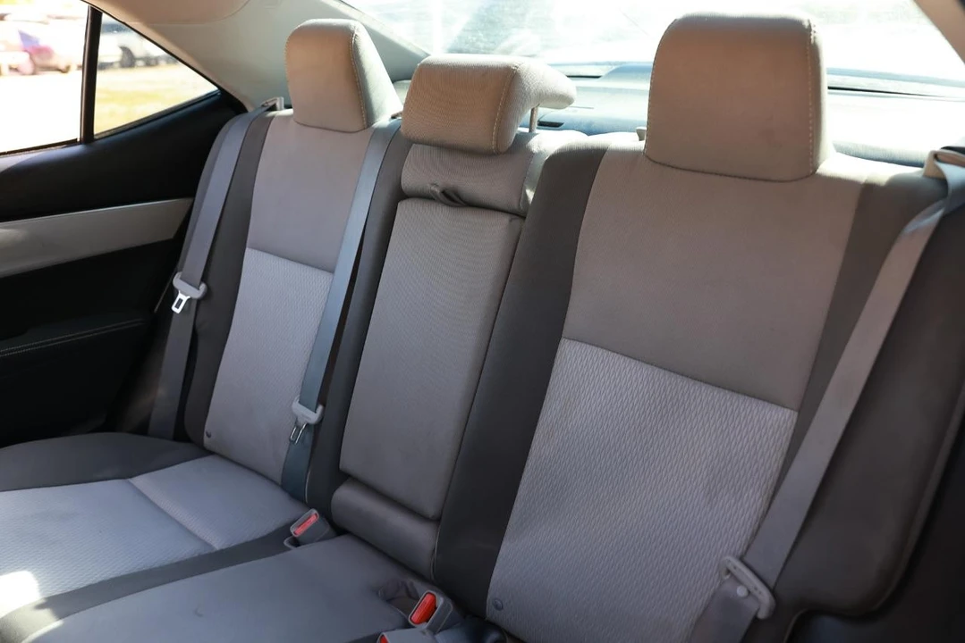 2017 Toyota Corolla 11th Gen - Image 8 of 31