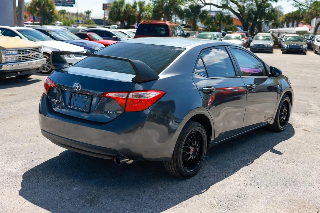 2017 Toyota Corolla 11th Gen - Image 11 of 31