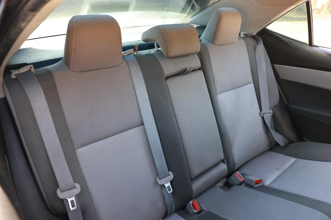 2017 Toyota Corolla 11th Gen - Image 14 of 21