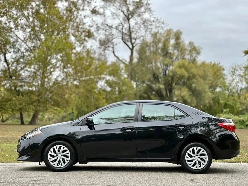 2017 Toyota Corolla 11th Gen - Image 7 of 12