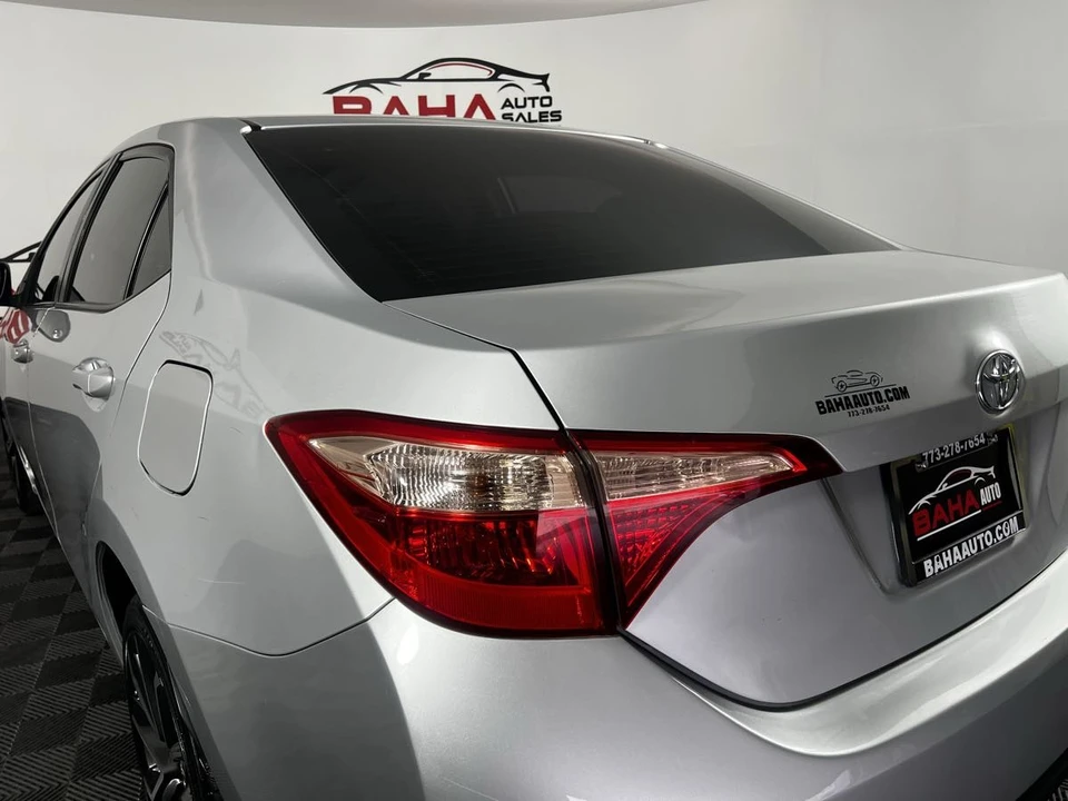 2017 Toyota Corolla 11th Gen - Image 4 of 21